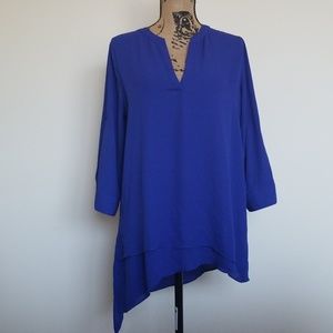 Mid sleeved asymmetrical blouse